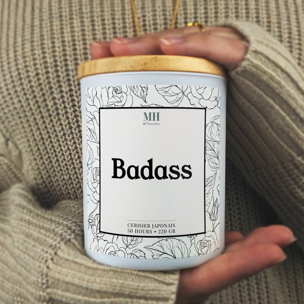 Badass - Bougie Élogieuse